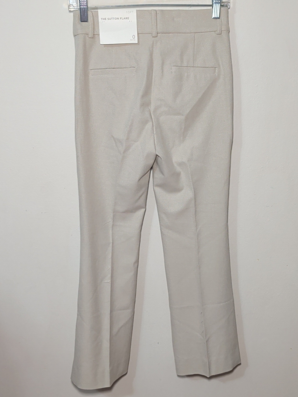 Loft The Sutton Flare Tailored Women's Dress Pants in Light Beige NEW Size 0P - Picture 4 of 5